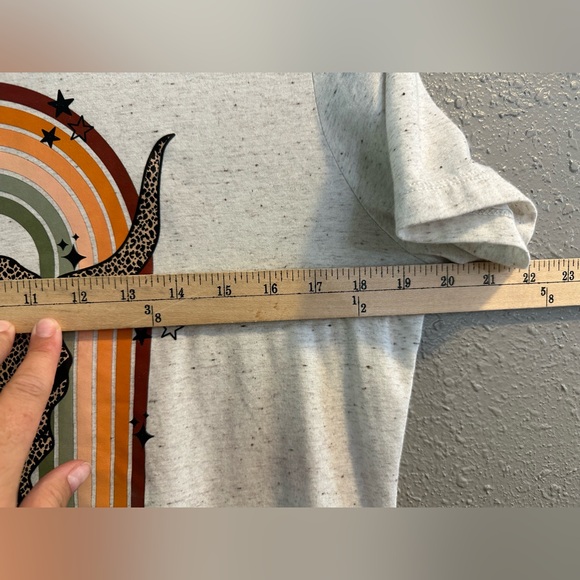 Dreamer Top T-Shirt Woman’s Size M Cream Boho Skull Graphic Tee Western Trendy - Picture 13 of 15